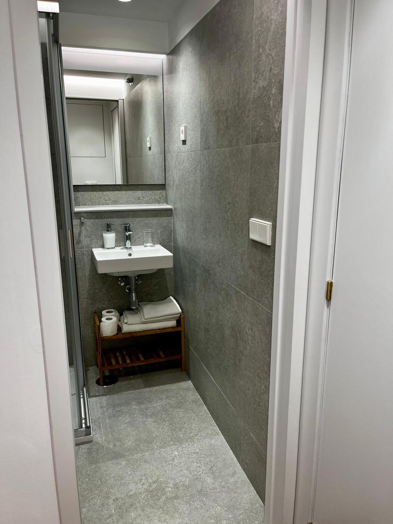 Hostal Charo II Santiago de Compostela Kültér fotó