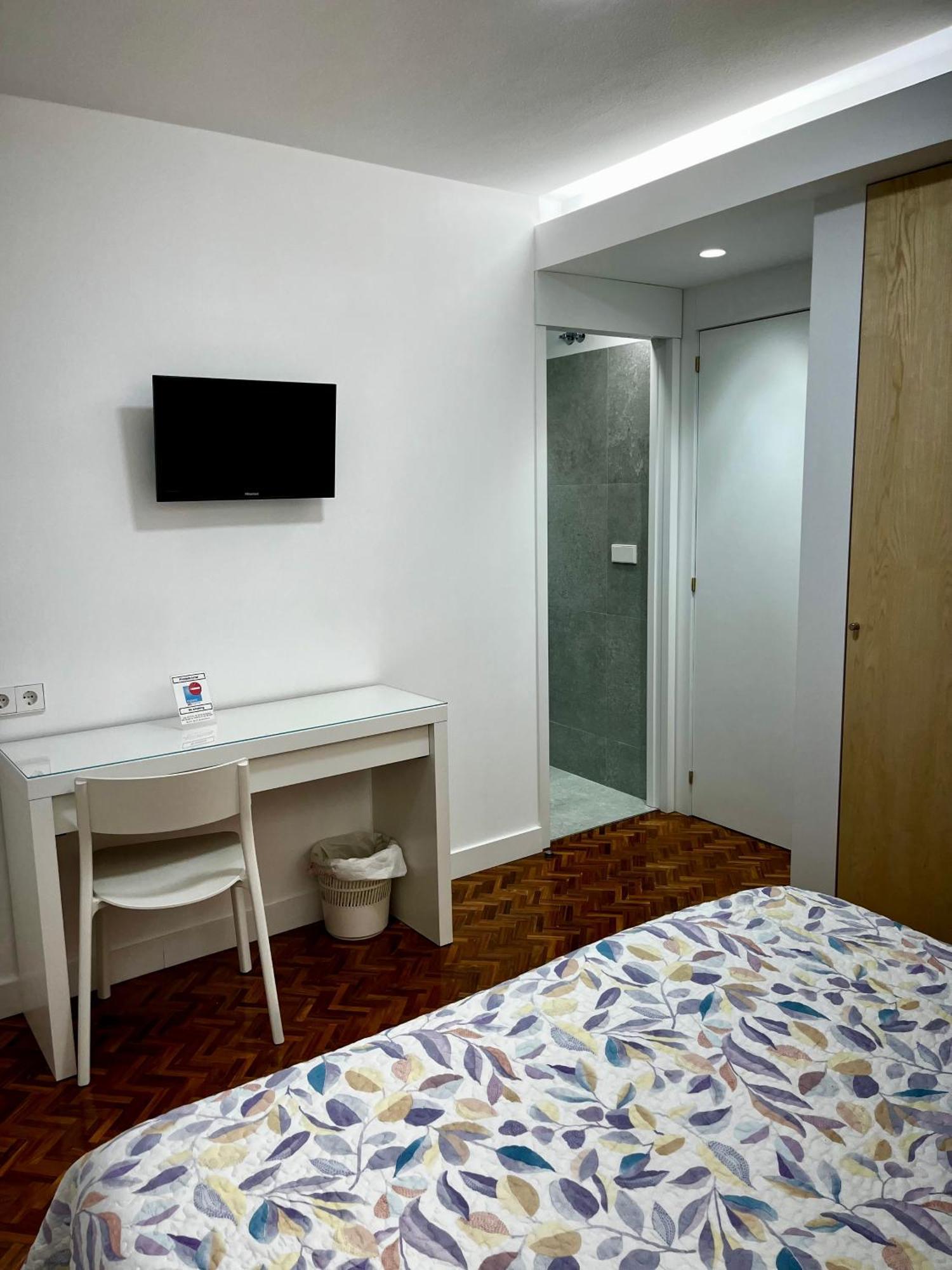 Hostal Charo II Santiago de Compostela Kültér fotó